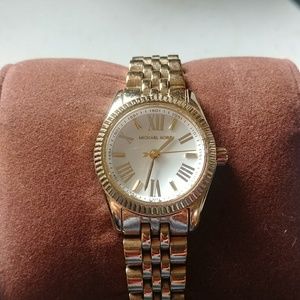 Michael Kors Lexington Mk3229 Watch 